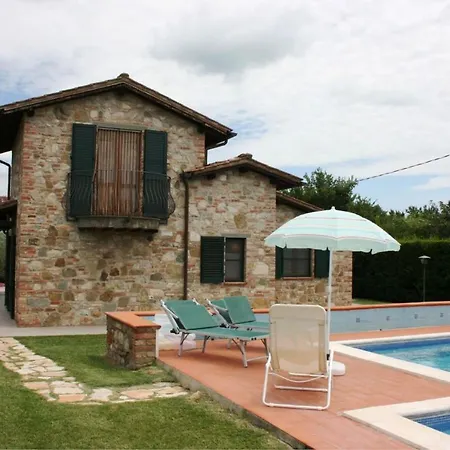 I Bertoni Sleeps 8 Pool Wifi