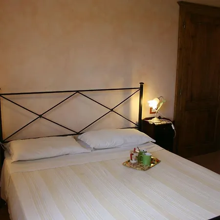 I Bertoni Sleeps 8 Pool Wifi * I Pieracci
